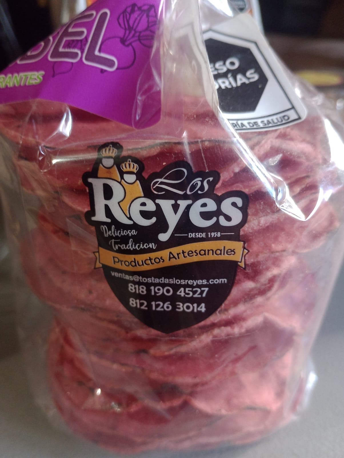 Tostadas Los Reyes horneadas al comal